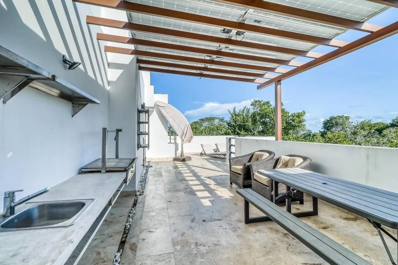 Anah Villa Tulum 0*,